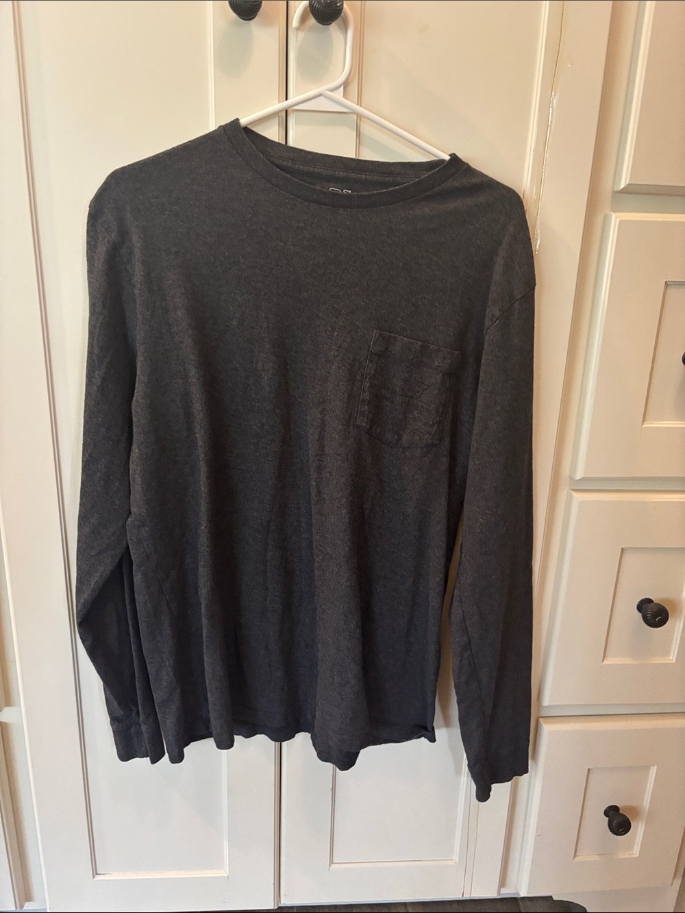 Vineyard Vines Men's Long-Sleeve Pocket Tee - Charcoal Gray